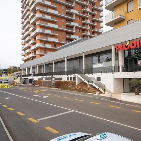 Mannequin: Sea View, Private Parking In The Garage Daire Rijeka Dış mekan fotoğraf